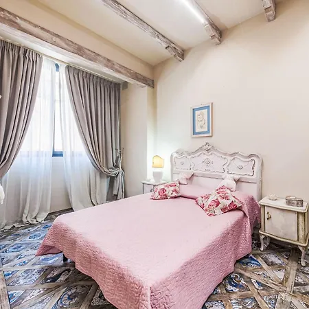 Charme E Design By Interhome דירה