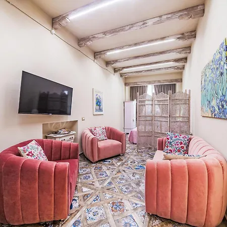 Charme E Design By Interhome דירה פיאטרה סנטה